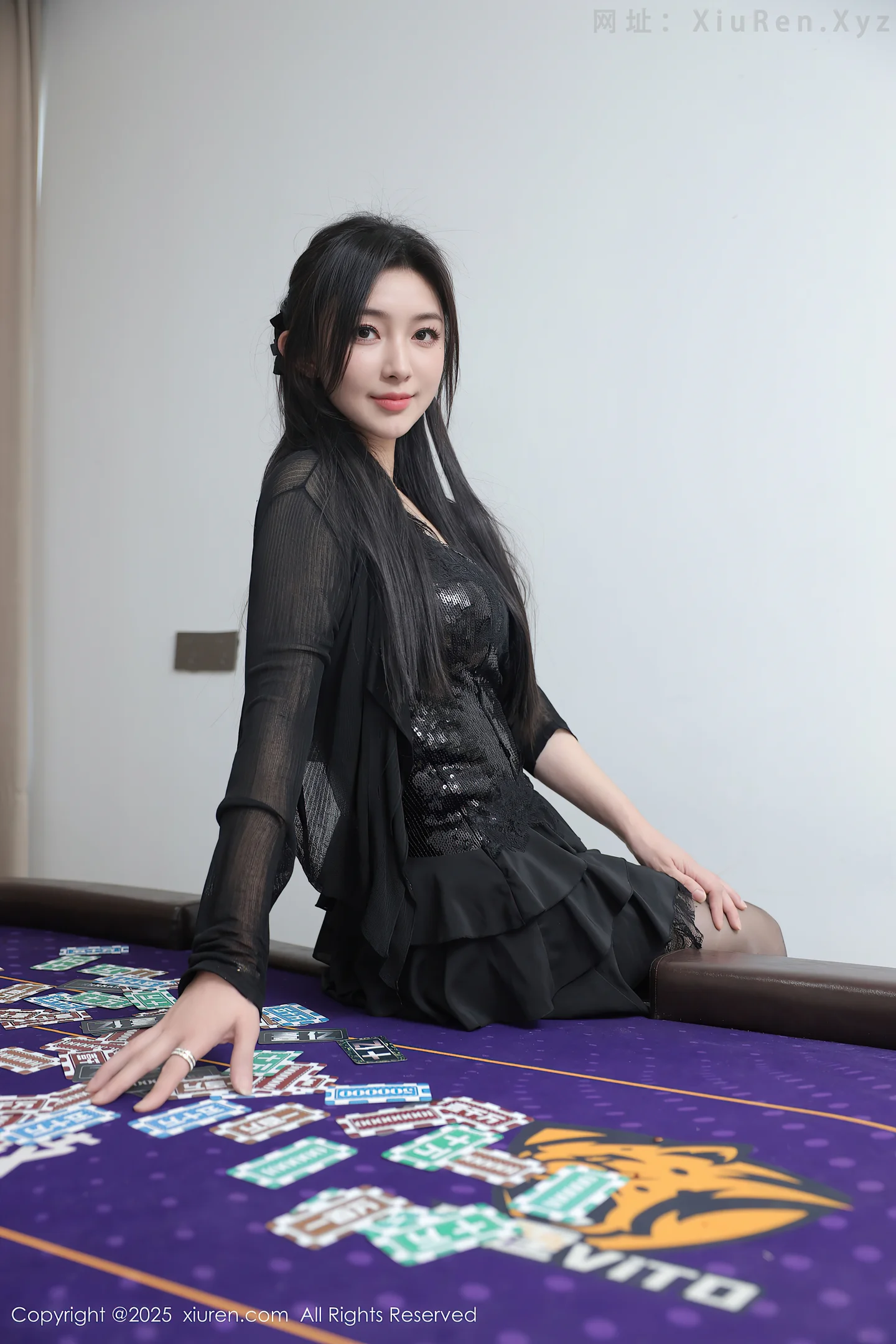 图片[4]-[XiuRen秀人网]VOL.10592 模特苏一诺性感黑色情趣内衣配黑丝吊袜秀曼妙身姿惹火诱惑写真80P-秀人网官方网站